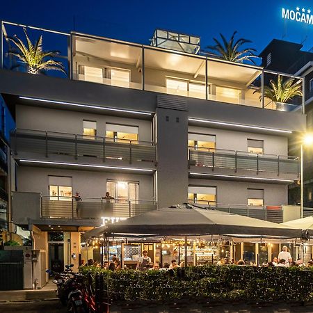 Appartamenti Residence Giardini ริชโชเน ภายนอก รูปภาพ