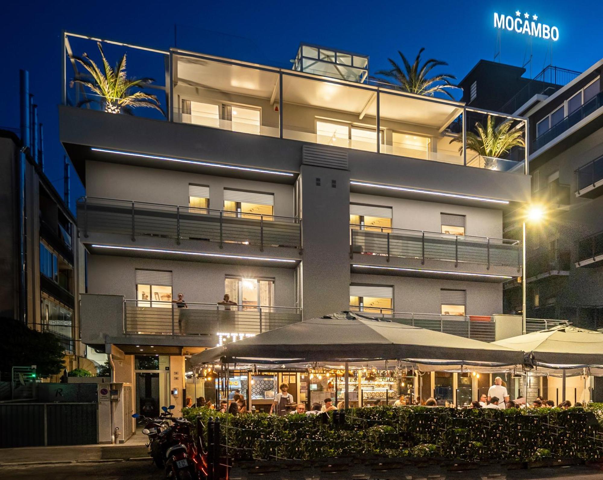 Appartamenti Residence Giardini ริชโชเน ภายนอก รูปภาพ