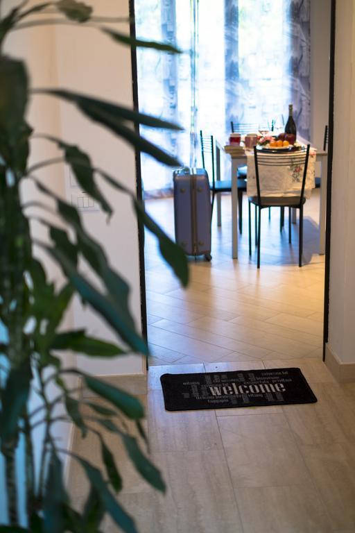 Appartamenti Residence Giardini ริชโชเน ภายนอก รูปภาพ